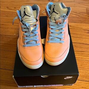 Air Jordan 5 Retro. Limited Edition collab w DJ Khaled